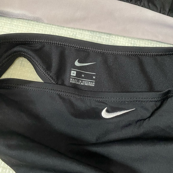 Nike 2 piece swim suit size M - Picture 3 of 5